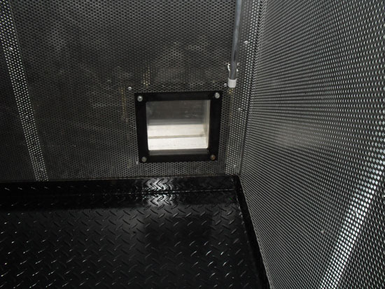 Basis Stromaggregat als Notstromversorgung in einem Salzwerk mit Deutz Motor BF 4 M 2011 C Typ WA-D 60 "G" eingebaut in einem 10 Ft. Container mit &Ouml;lauffangwanne und diversen &Ouml;ffnungen. 